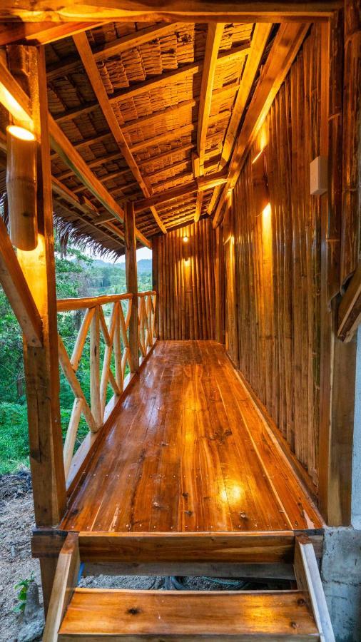 Barya Lang Villa- Native Villa With Jeepney Room El Nido Exterior foto