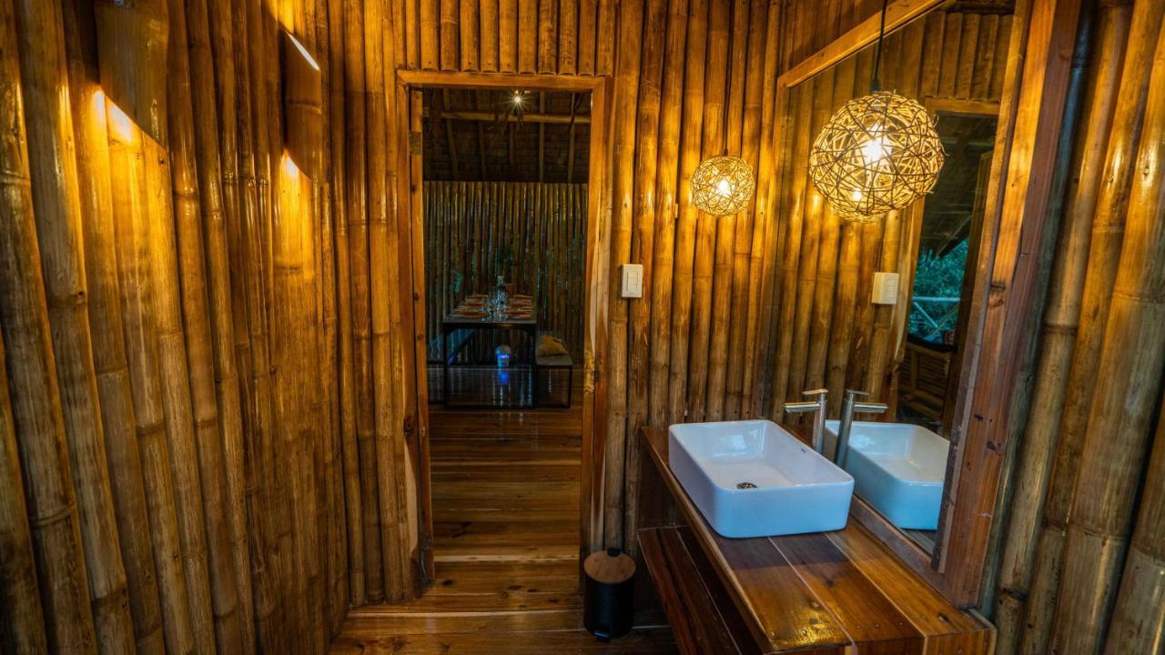 Barya Lang Villa- Native Villa With Jeepney Room El Nido Exterior foto